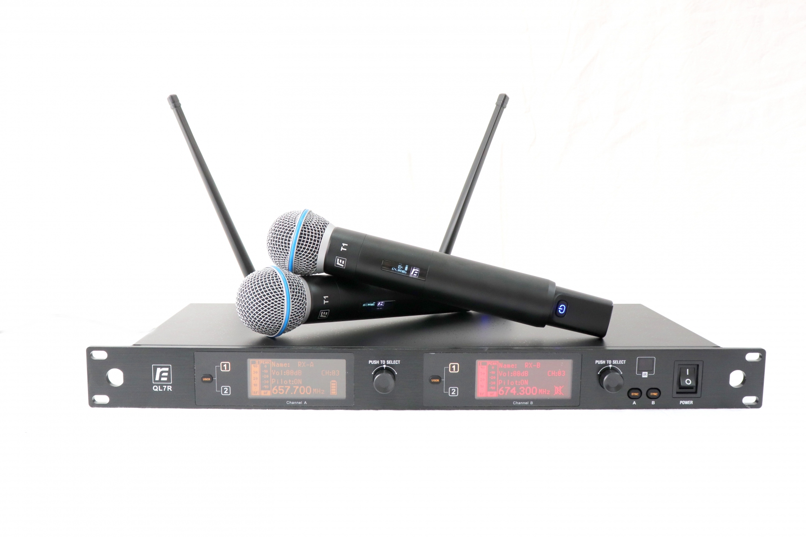 RFIntell QL7R/T1-B 720,500-754,000 МГц 2-канальная радиосистема с 2-мя ручными микрофонами в Севастополе
